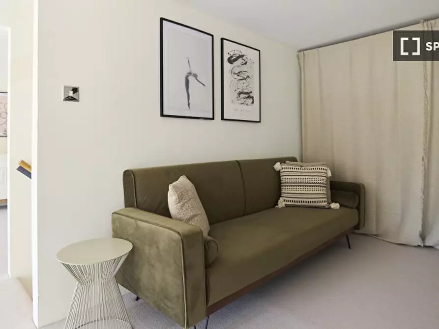 Immagine 19 di Appartamento in affitto  in Cormont Road a Camberwell