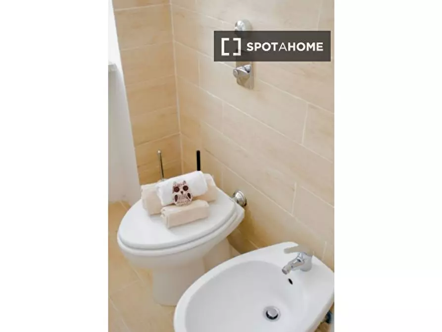 Immagine 6 di Appartamento in affitto  in Corso Di Porta Romana a Milano