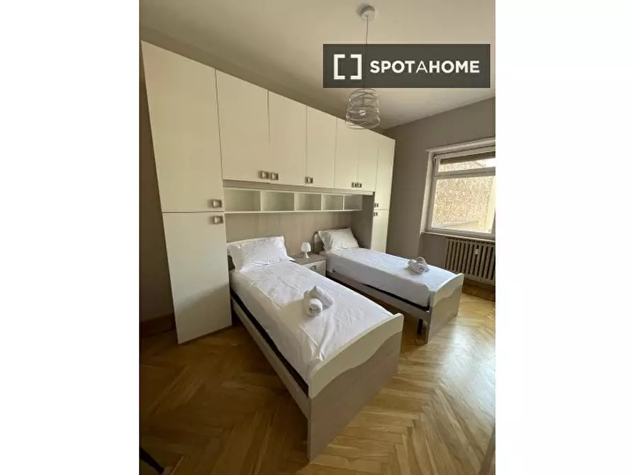 Immagine 11 di Appartamento in affitto  in Piazza della Repubblica a Torino