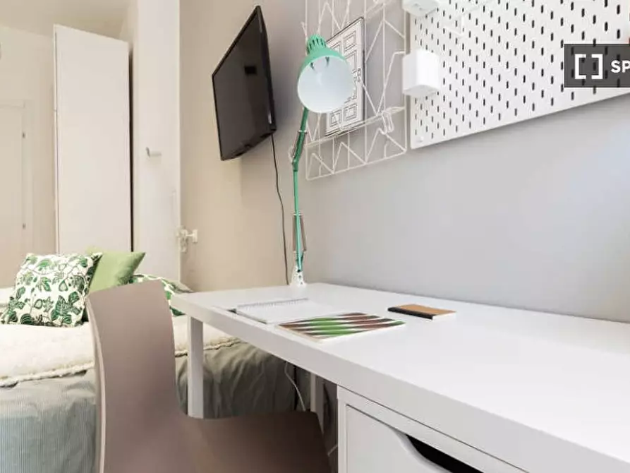 Immagine 3 di Camera condivisa in affitto  in Viale Bligny a Milano