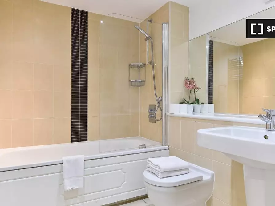 Immagine 12 di Appartamento in affitto  in Steward St a Poplar