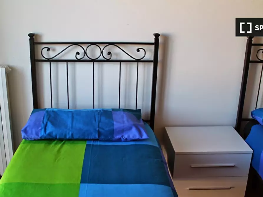 Immagine 4 di Camera condivisa in affitto  in Via Emilio de Marchi a Milano