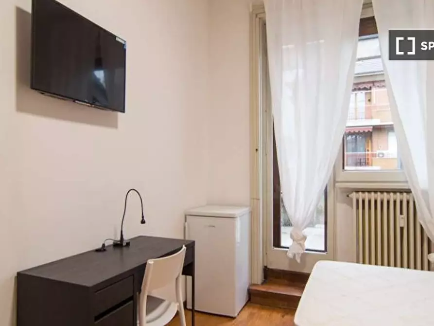 Immagine 7 di Camera condivisa in affitto  in Via Farneti a Milano