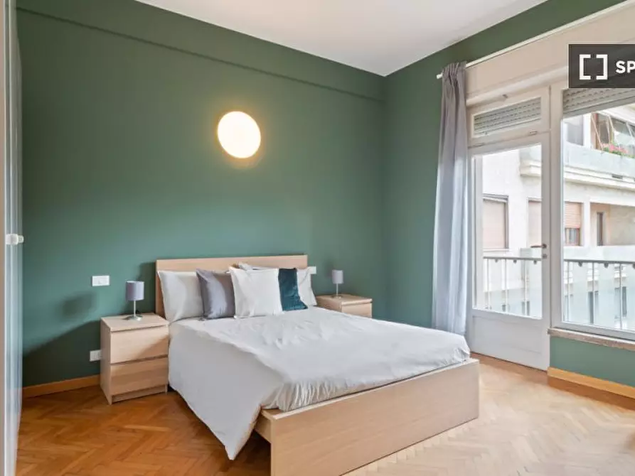 Immagine 2 di Camera condivisa in affitto  in Viale Vittorio Veneto a Milano