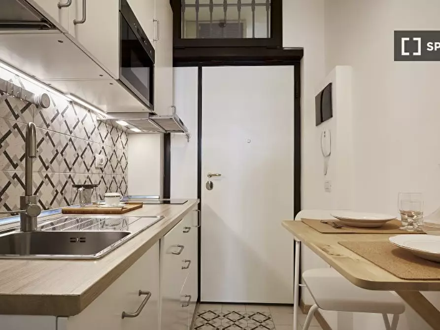 Immagine 1 di Ufficio in affitto  in Via Vigevano a Milano