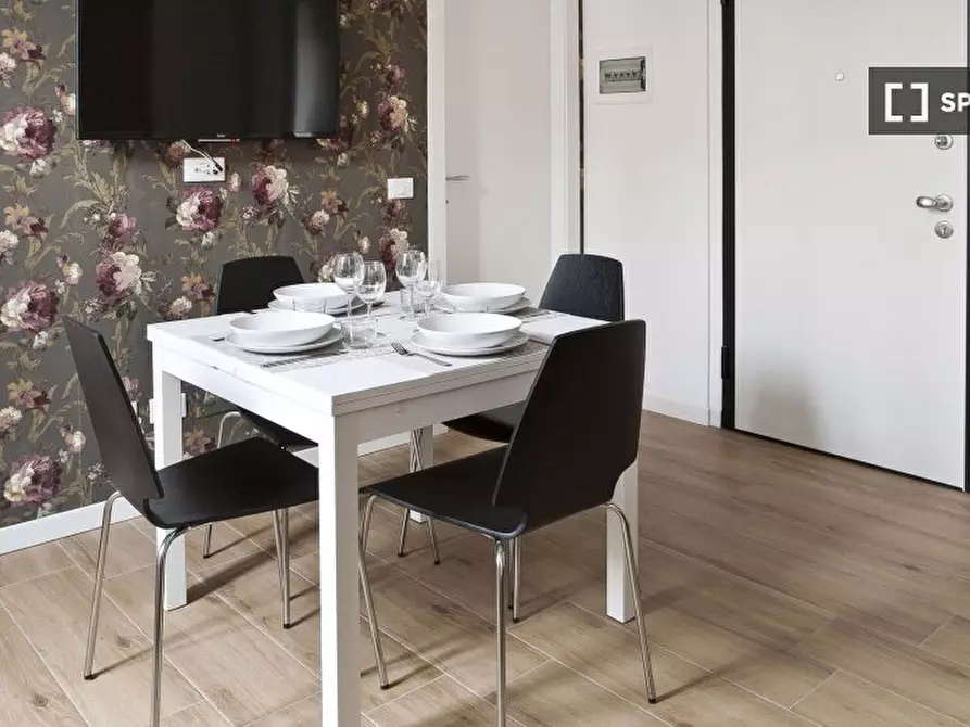 Immagine 2 di Appartamento in affitto  in Via Caretto a Milano