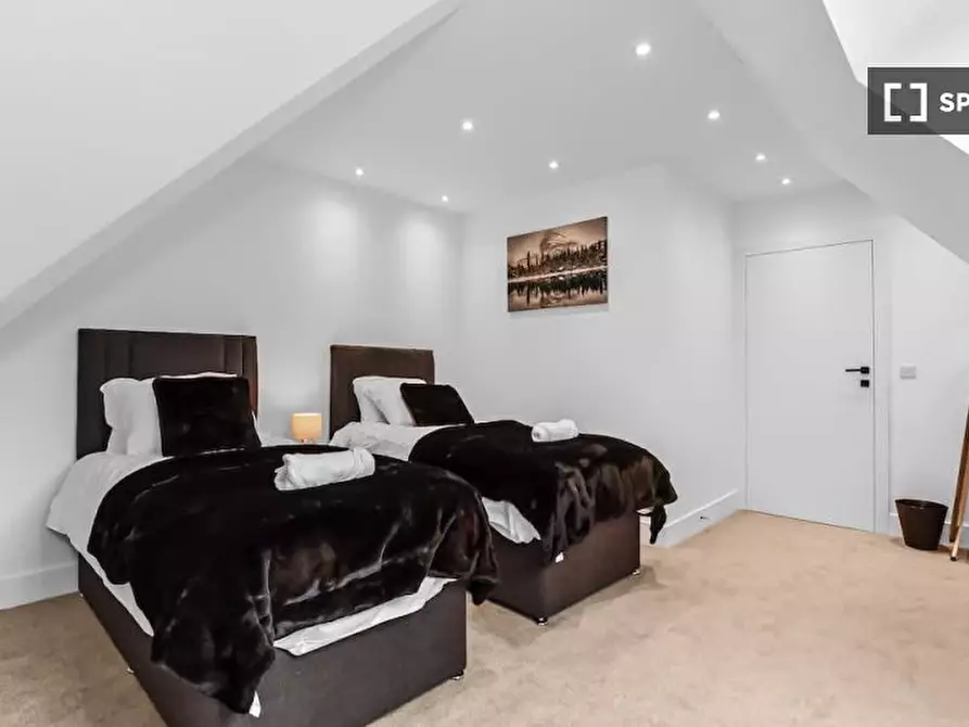 Immagine 4 di Appartamento in affitto  in Vincent Rd a Croydon