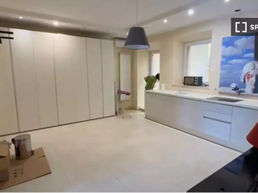 Immagine 5 di Appartamento in affitto  in Via di S. Giovanni in Laterano a Roma