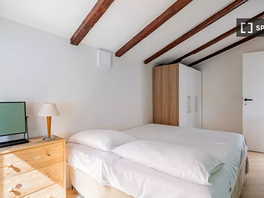 Immagine 16 di Appartamento in affitto  in Via del Pratello a Bologna