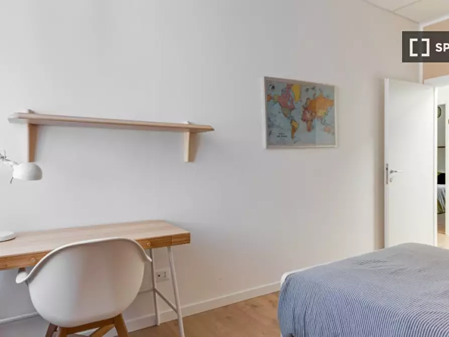 Immagine 1 di Camera condivisa in affitto  in Via Privata Minturno a Milano