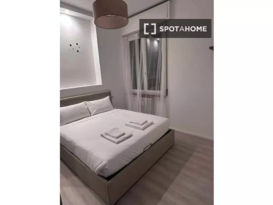 Immagine 9 di Appartamento in affitto  in Via Giovanni Battista Sammartini a Milano