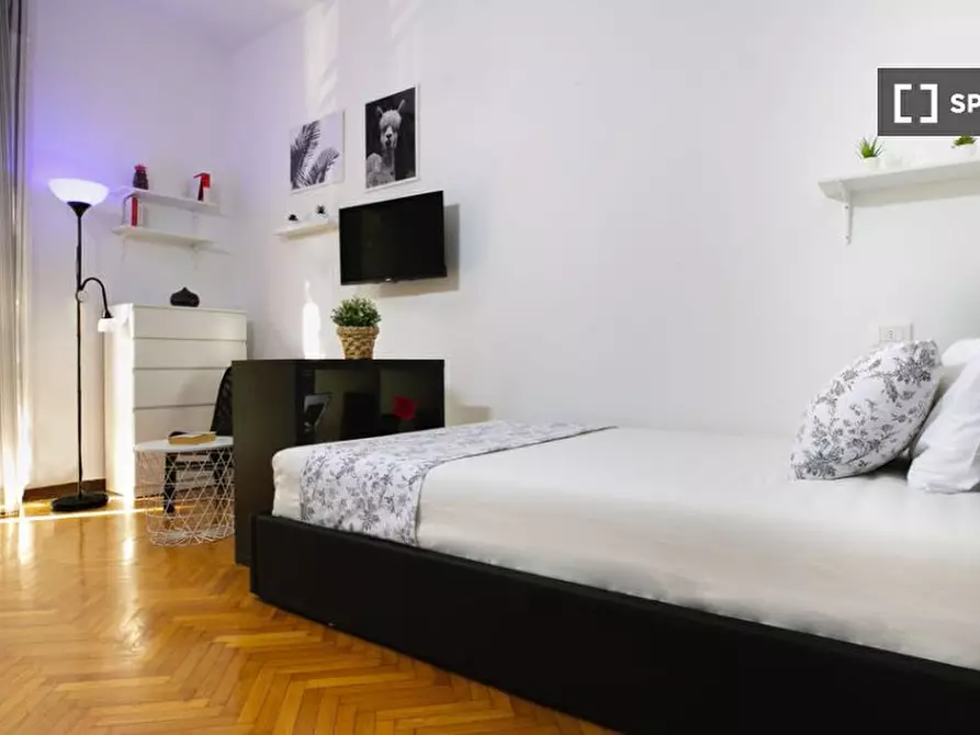 Immagine 1 di Camera condivisa in affitto  in Via Francesco Melzi d'Eril a Milano