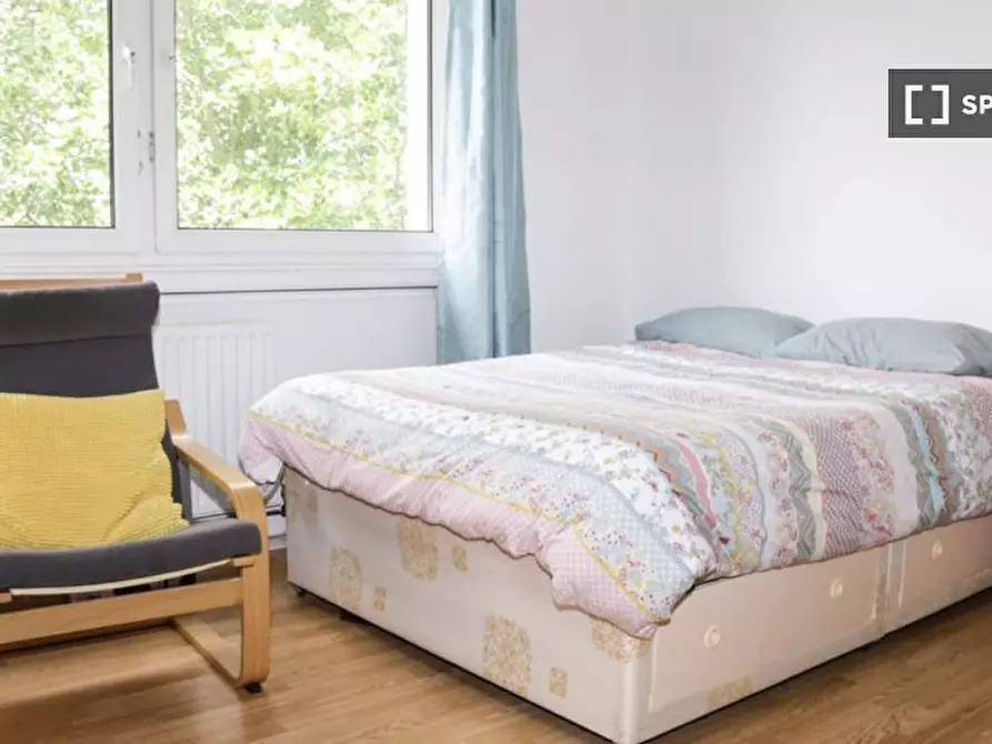 Immagine 4 di Camera condivisa in affitto  in Queensdale Crescent a Kensington