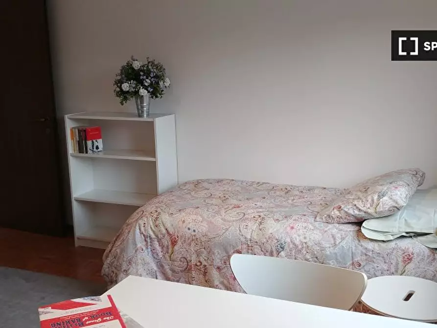 Immagine 3 di Camera condivisa in affitto  in Via Luigi Pellizzo a Padova
