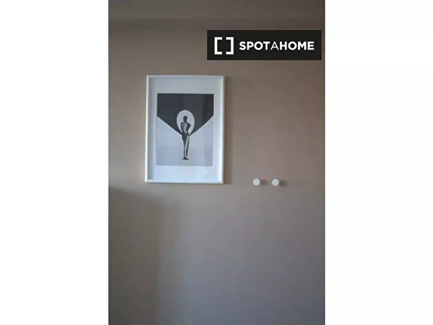 Immagine 9 di Appartamento in affitto  in Via dei Piatti a Milano