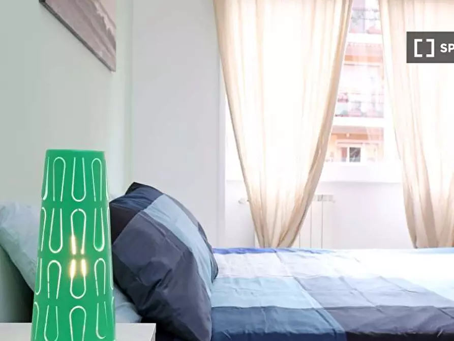 Immagine 1 di Camera condivisa in affitto  in Via Arrigo Davila a Roma