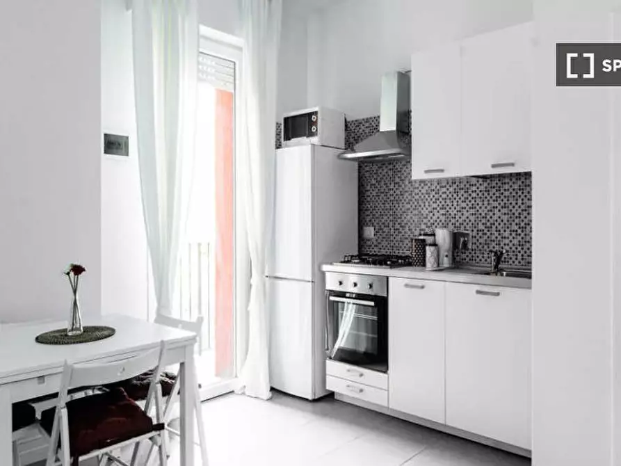 Immagine 6 di Camera condivisa in affitto  in Via Oreste Regnoli a Bologna