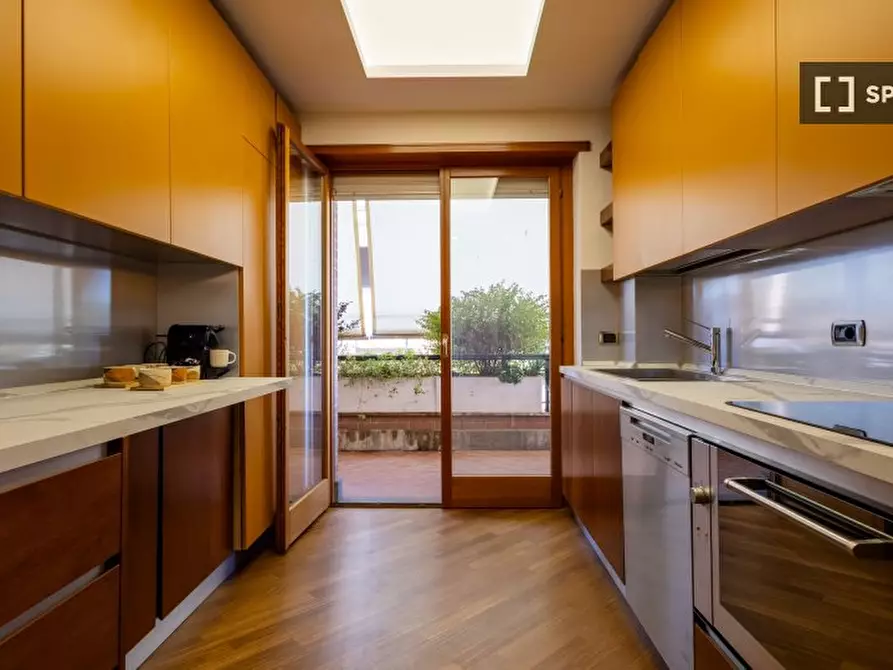 Immagine 3 di Appartamento in affitto  in Via Pietro de Francisci a Roma