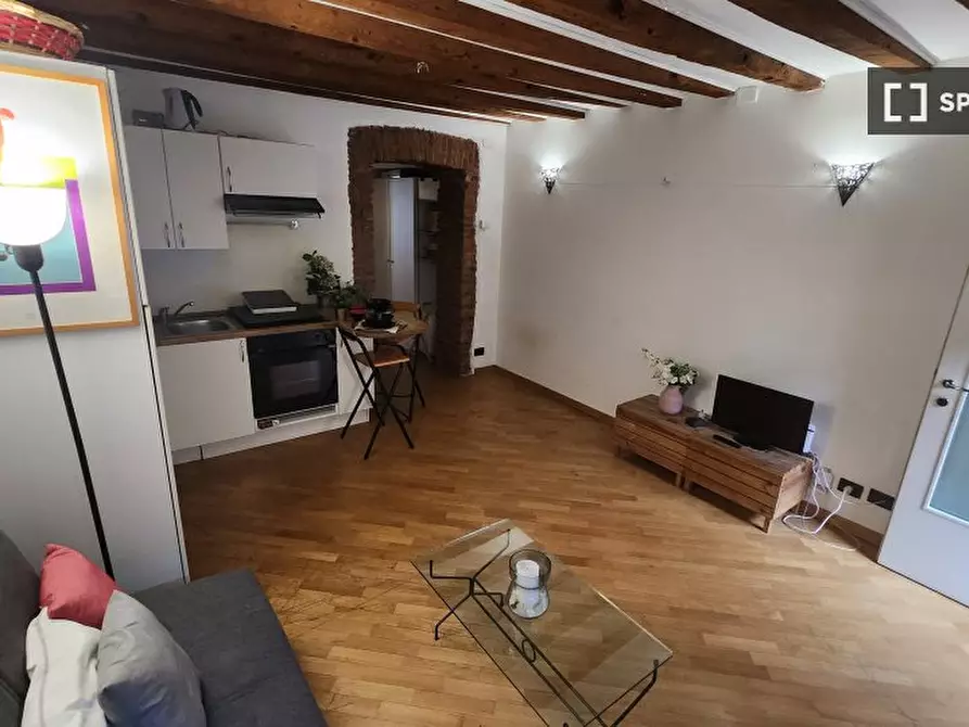 Immagine 13 di Appartamento in affitto  in Via Vigevano a Milano