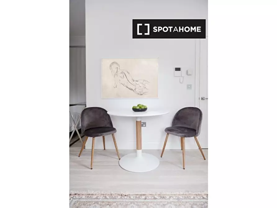 Immagine 6 di Appartamento in affitto  in Virginia House a Camden Town