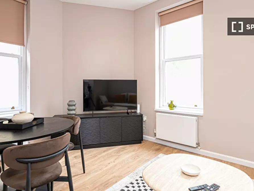 Immagine 2 di Appartamento in affitto  in Shand St a Camberwell