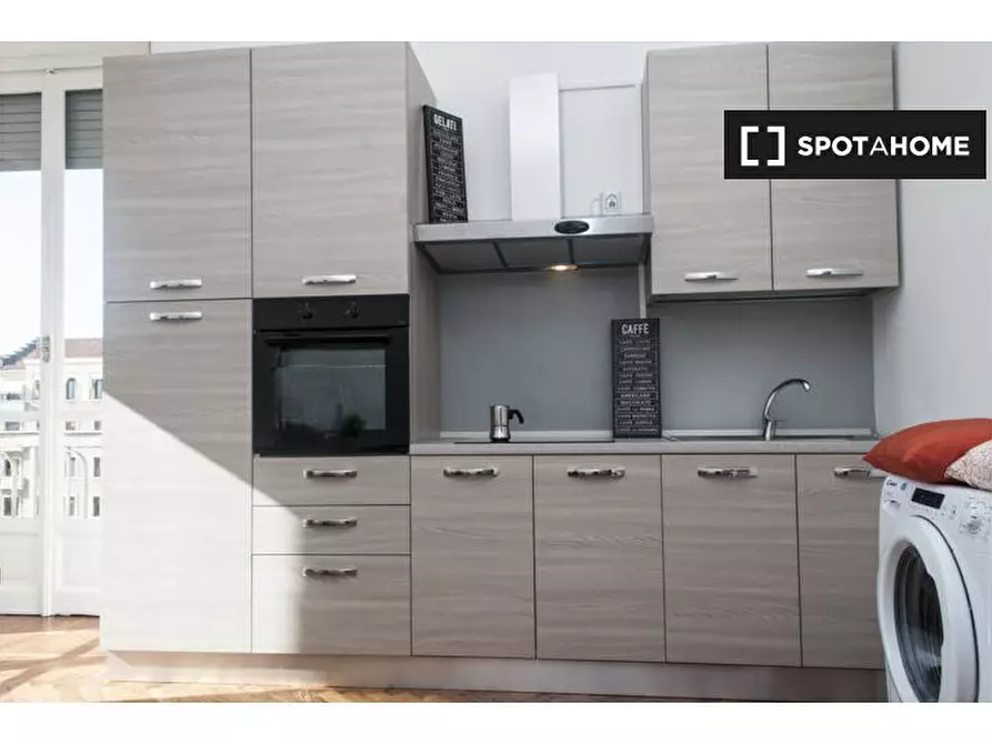 Immagine 6 di Camera condivisa in affitto  in Via Aldo Barbaro a Torino