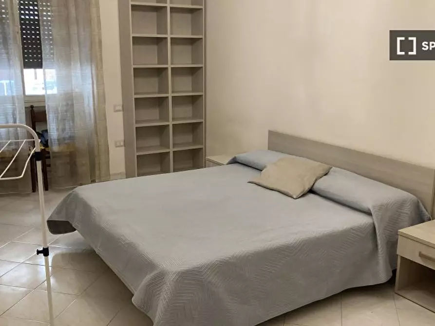 Immagine 13 di Camera condivisa in affitto  in Via Portuense a Roma