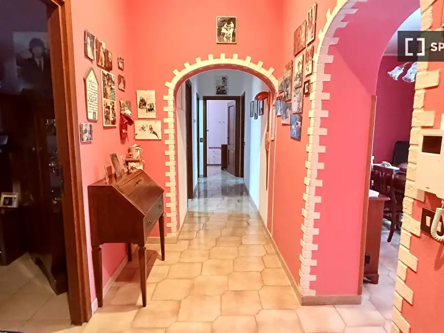 Immagine 17 di Camera condivisa in affitto  in Via Guido Biagi a Roma