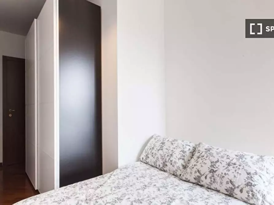 Immagine 2 di Camera condivisa in affitto  in Via Alessandro Astesani a Milano