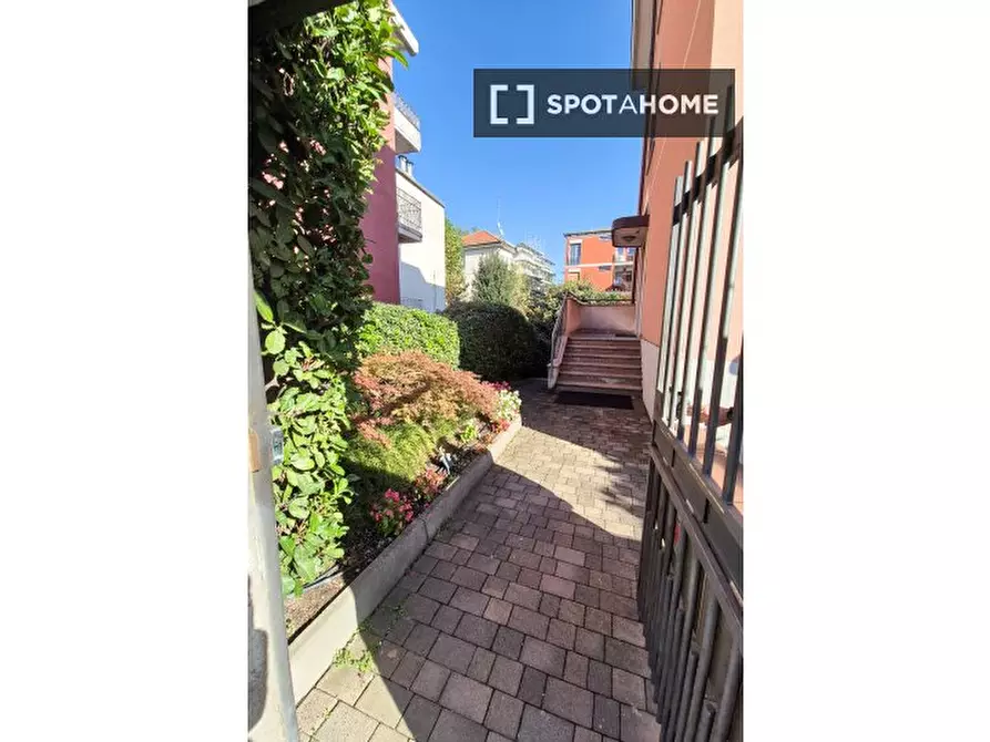 Immagine 4 di Ufficio in affitto  in Via Alfredo Comandini a Milano