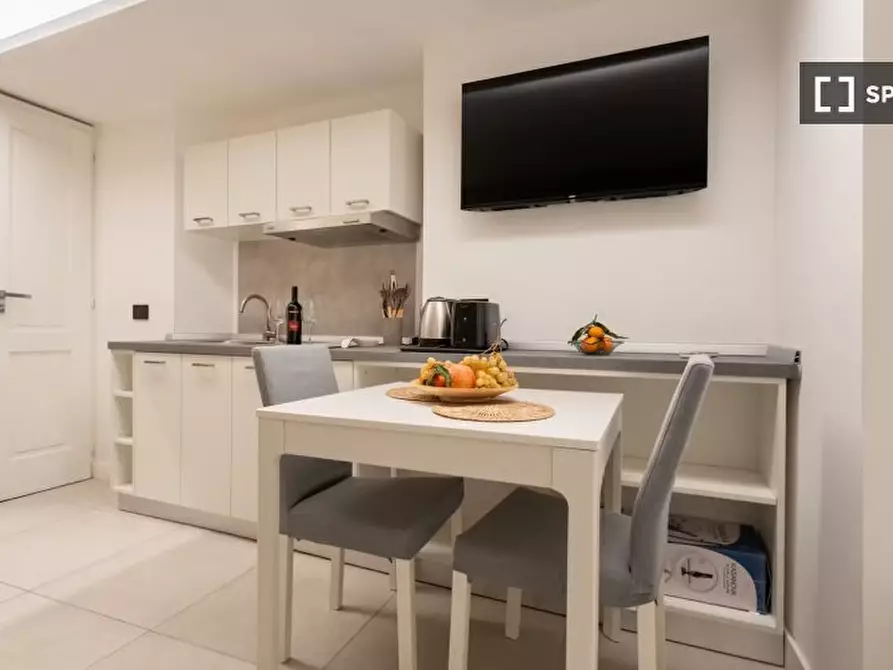 Immagine 9 di Appartamento in affitto  in Via della Vigna Vecchia a Firenze