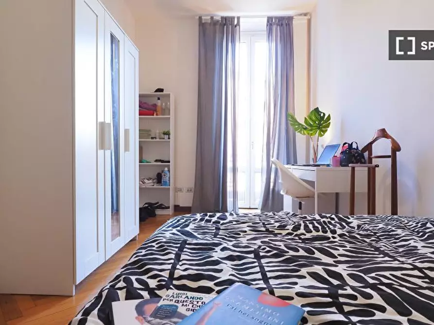 Immagine 1 di Camera condivisa in affitto  in Giulio Corrado Venini a Milano