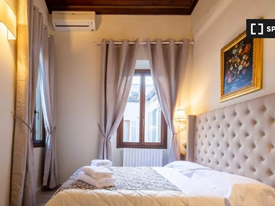 Immagine 6 di Appartamento in affitto  in Via dei Calzaiuoli a Firenze