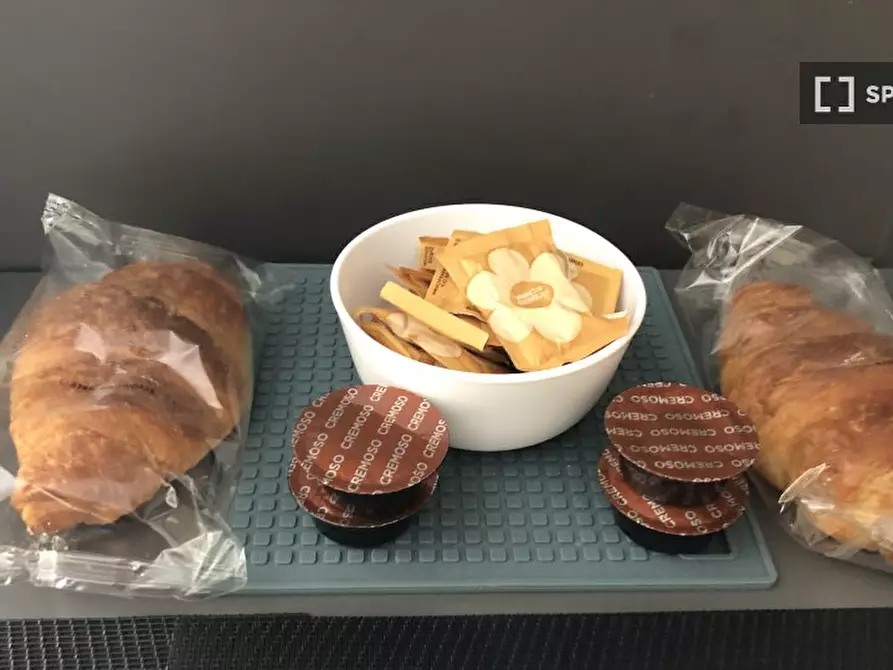 Immagine 8 di Ufficio in affitto  in Via Celeste Negarville a Torino