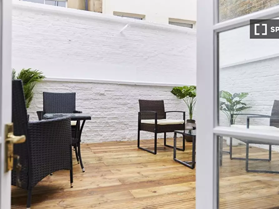 Immagine 15 di Appartamento in affitto  in Clareville St a Kensington