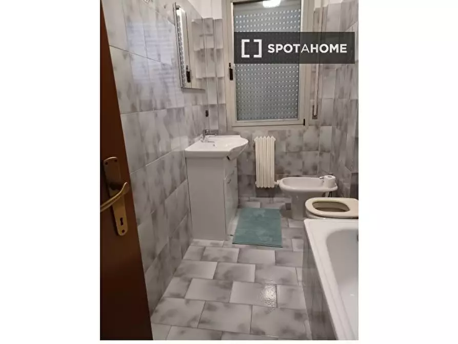 Immagine 7 di Camera condivisa in affitto  in Via Febbraio a Vimodrone