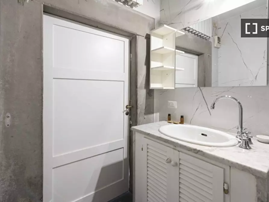 Immagine 17 di Appartamento in affitto  in Via di S. Niccolò a Firenze