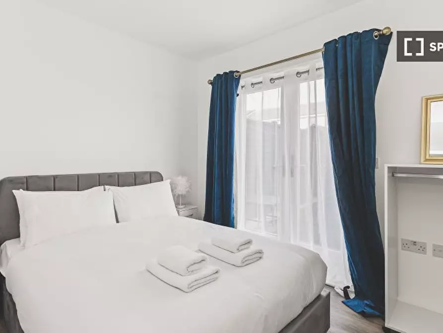 Immagine 19 di Appartamento in affitto  in Fairclough Cl a Southall