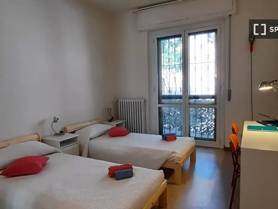 Immagine 12 di Camera condivisa in affitto  in Via Enrico Forlanini a Firenze