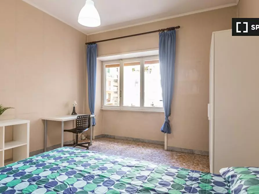 Immagine 4 di Camera condivisa in affitto  in Via Statilio Ottato a Roma