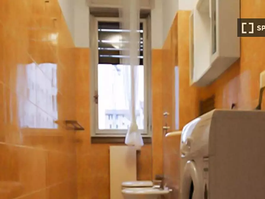 Immagine 8 di Camera condivisa in affitto  in Viale Campania a Milano