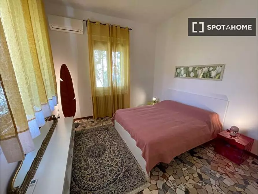 Immagine 14 di Appartamento in affitto  in Via Filippo Schiassi a Bologna