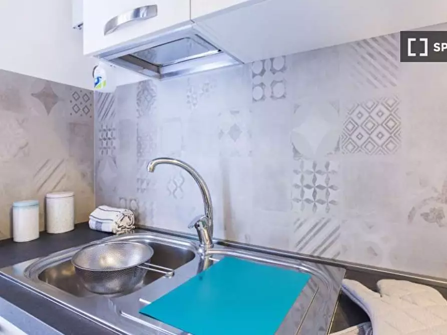 Immagine 13 di Camera condivisa in affitto  in Via Gallarate a Milano