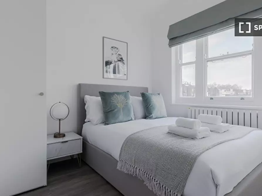 Immagine 15 di Appartamento in affitto  in Sussex Gardens a Paddington