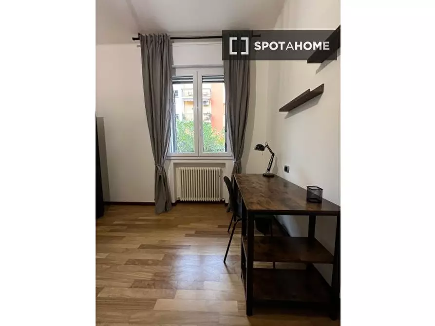 Immagine 8 di Camera condivisa in affitto  in Via Liguria a Bologna