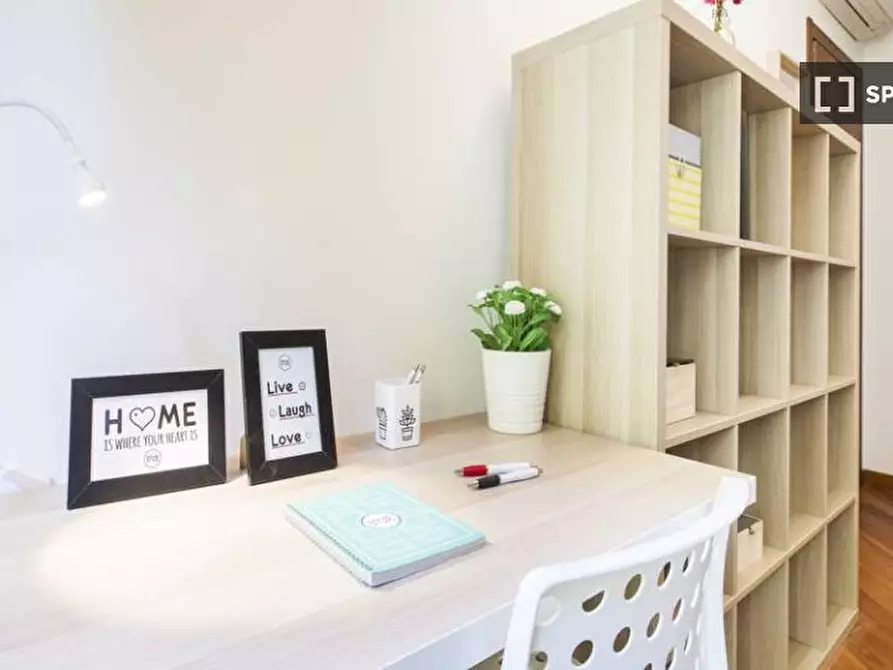 Immagine 1 di Camera condivisa in affitto  in Via Privata San Martiniano Milan a Milano