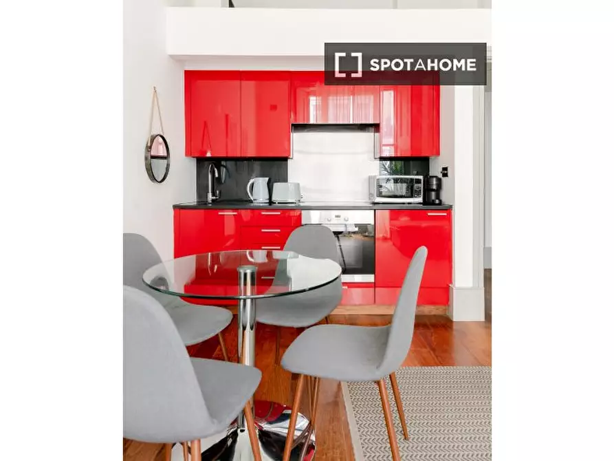 Immagine 19 di Appartamento in affitto  in Apartment a Kensington