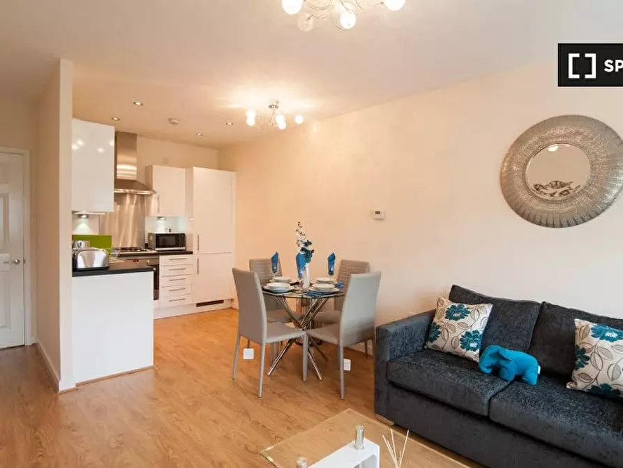 Immagine 2 di Appartamento in affitto  in Station Suites a Watford