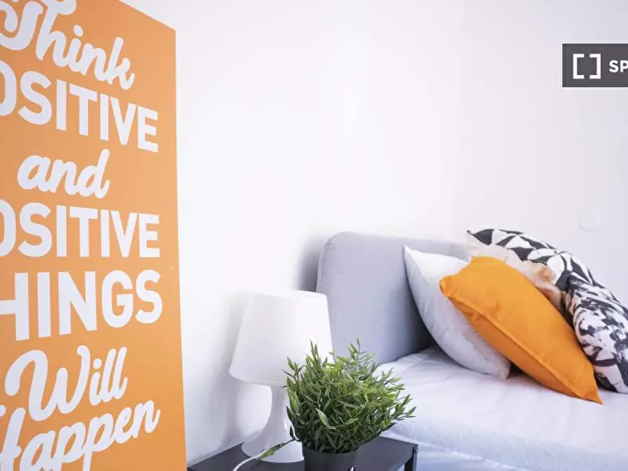 Immagine 3 di Camera condivisa in affitto  in Via Ariosto n a Cagliari