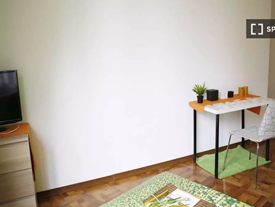 Immagine 3 di Camera condivisa in affitto  in Via Lazzaretto a Milano